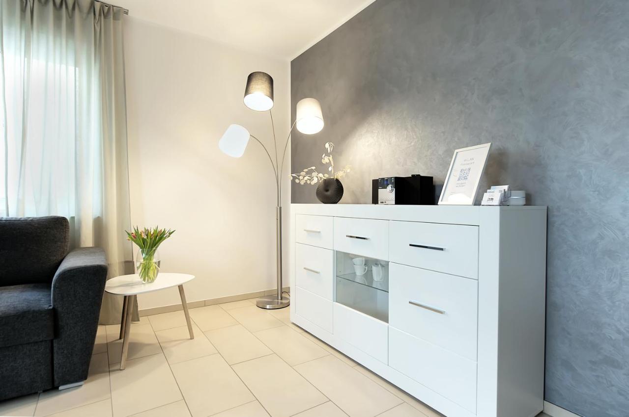 Modern Wohnen I Smart Tv I Terrasse I 2X Parkplatz I 2 Schlafzimmer I 6 Schlafplaetze Bad Oeynhausen Eksteriør bilde